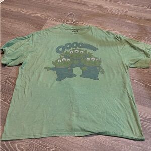 Disney 2000s Toy Story Green Alien Tshirt men’s 2XL Streetwear Nostalgia